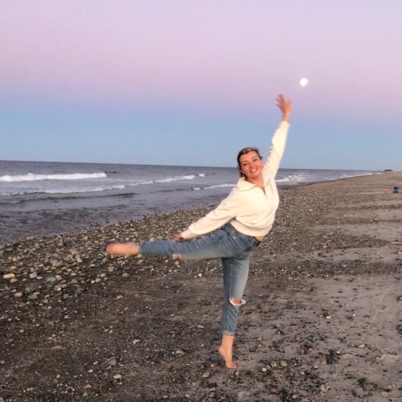 Meet your posher - Picture 2 of 3